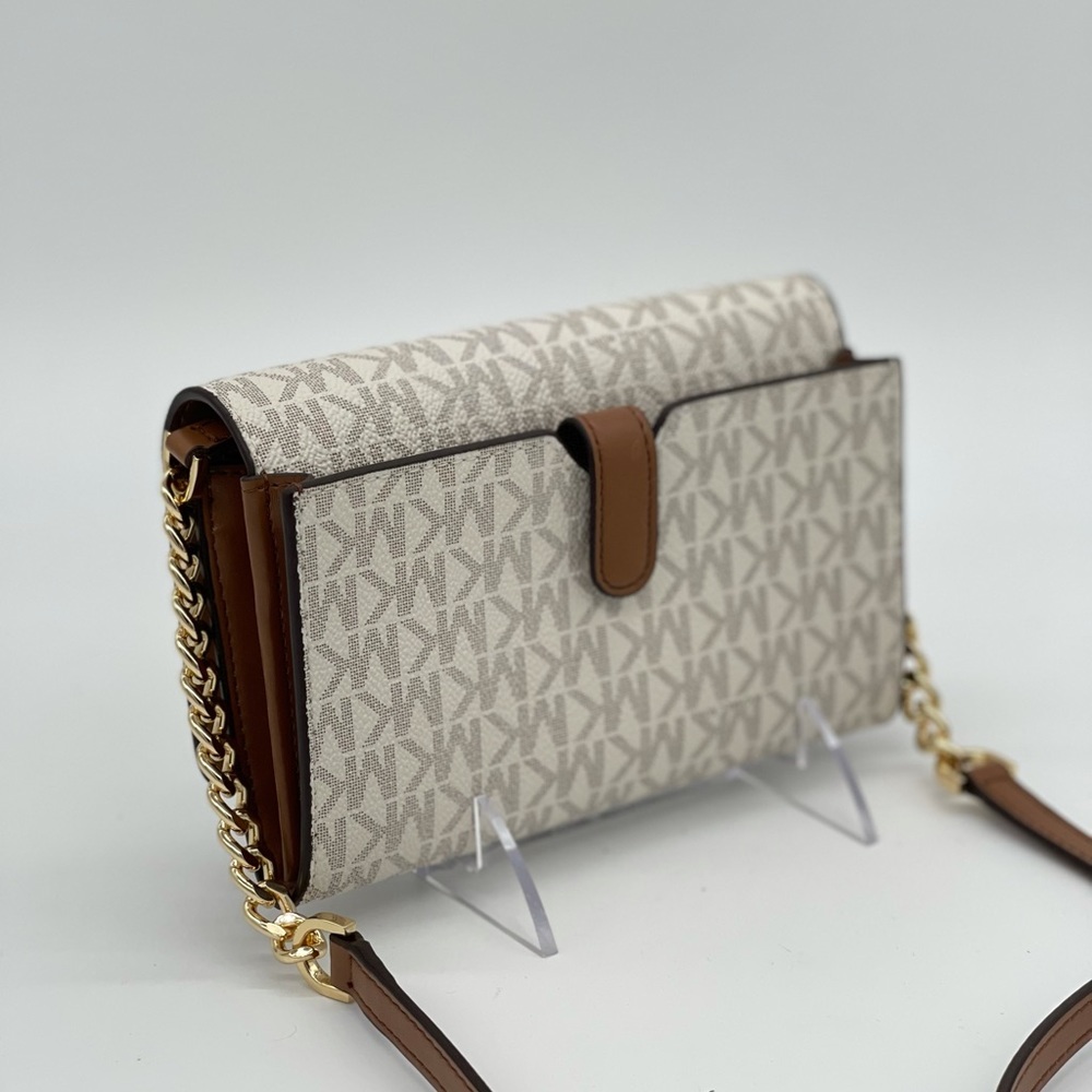 Michael Kors MD MF Phone Xbody Bag Vanilla - Picture 5 of 14